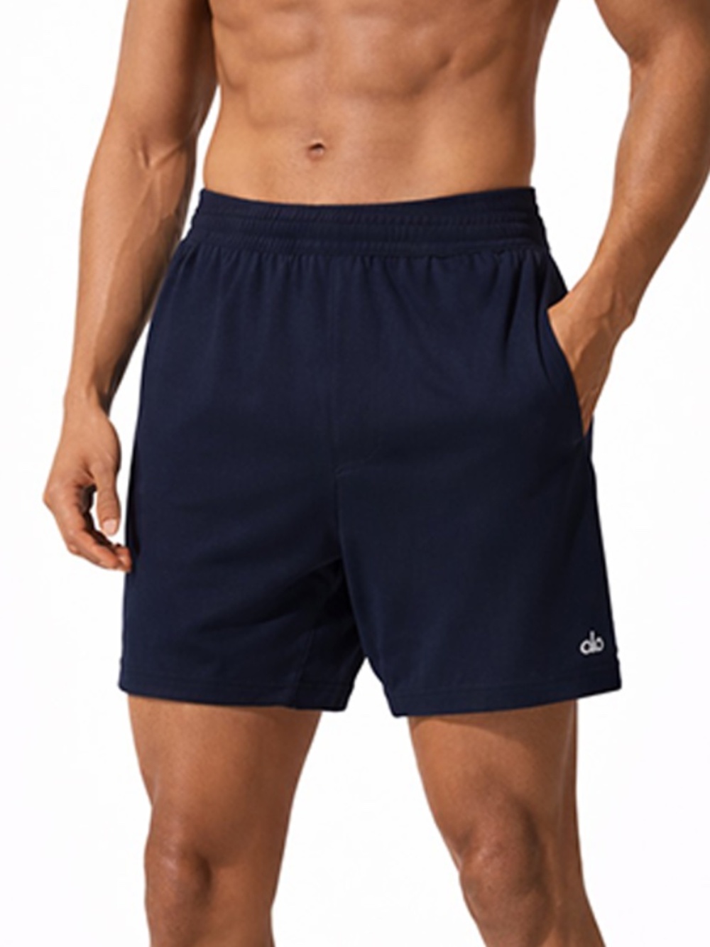 Alo Yoga Conquer React Shorts 7”